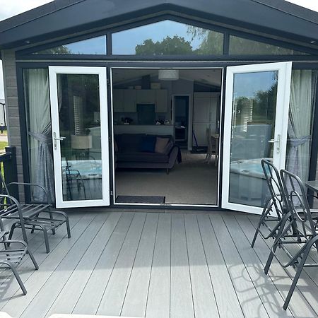 Orchard View Lodge Удхол Спа Екстериор снимка