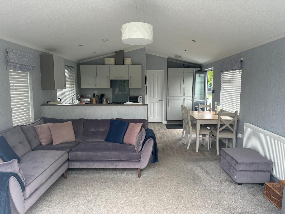 Orchard View Lodge Удхол Спа Екстериор снимка