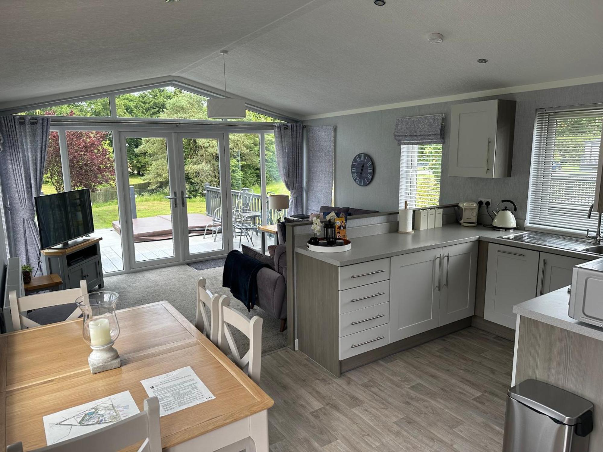 Orchard View Lodge Удхол Спа Екстериор снимка
